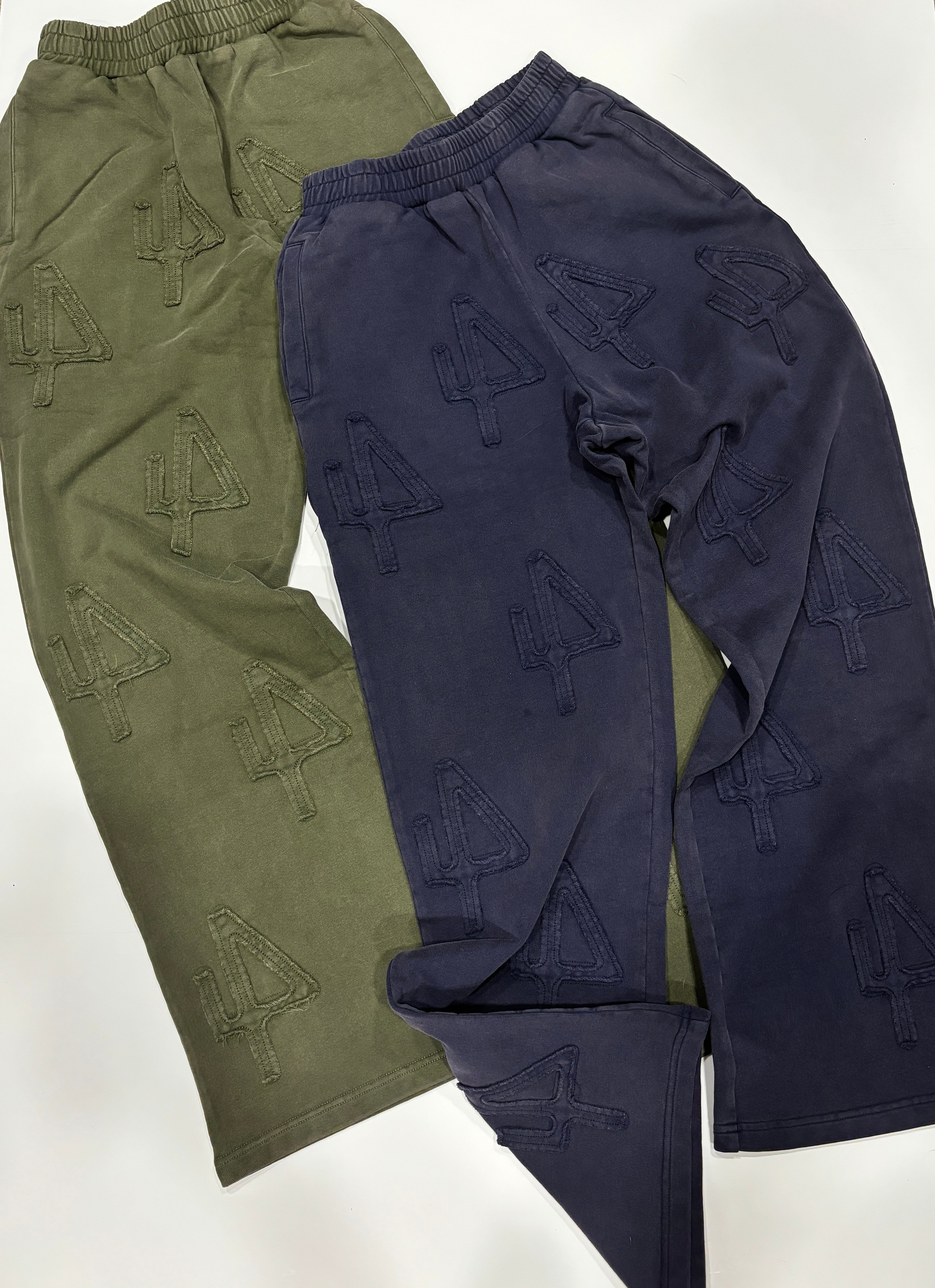 Signature oversized sweatpants